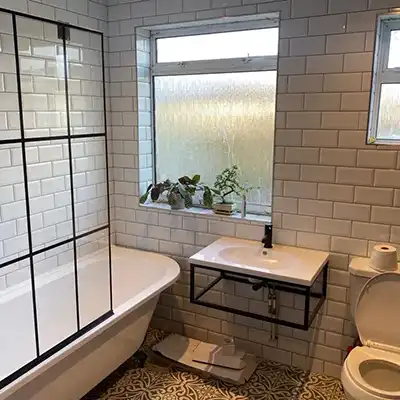https://buildersisleworth.co.uk/wp-content/uploads/2025/05/gallery-renovation-1-thumb.png